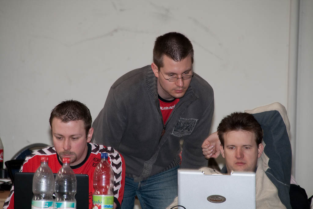 001_-_nao_devils_team.jpg